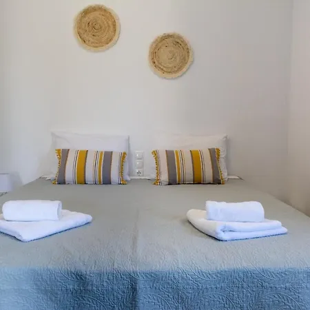 Cretanvibes Hersonissos (Crete)